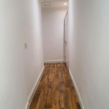 Beautiful Room In Lovely Flat Londres Extérieur photo